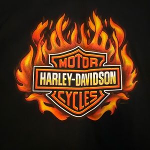 Mens black Harley Davidson SS tee.